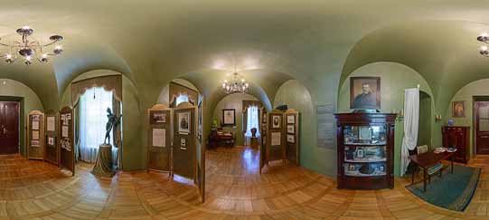 Nałęczów – muzeum B. Prusa w środku